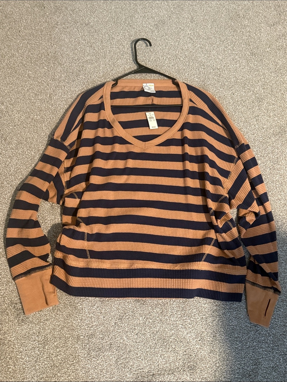 Aerie Striped V-Neck Lightweight Sweater - Rust & Navy